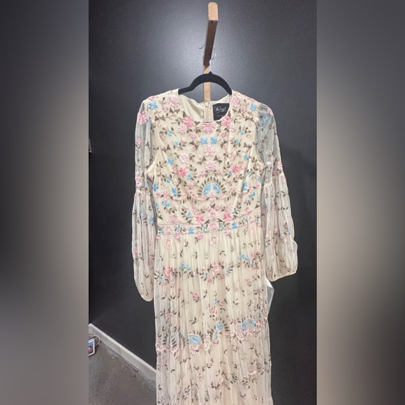 Mac Duggal 35111 Bishop Sleeve Embroidered Dress - Picture 5 of 9